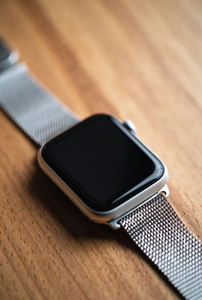 Smartwatch Comparison 2025: Apple Watch Series 9 vs Amazfit Active 2 vs Pebble 2 Duo